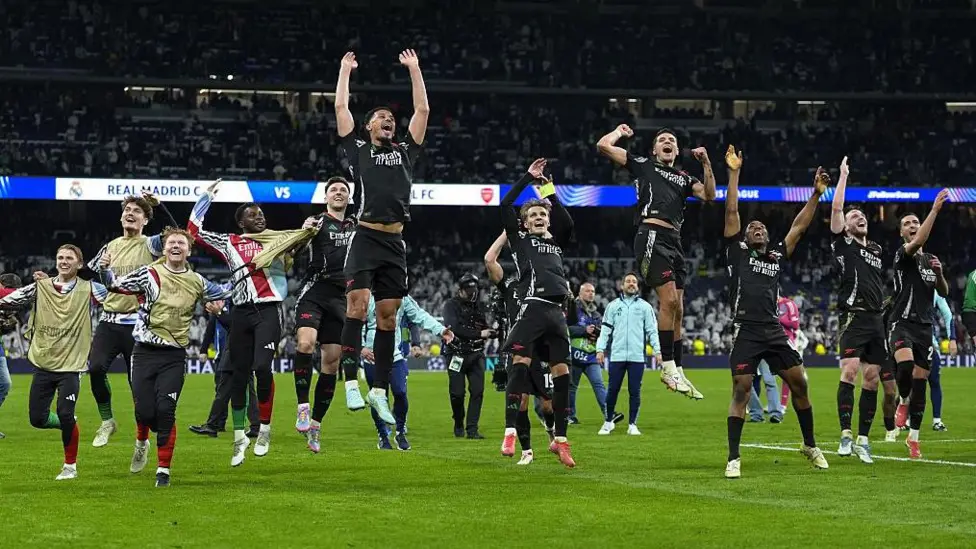 A fluffed Panenka, controversy & 'statement win' for Arsenal