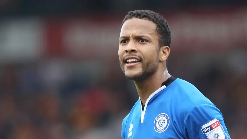 Former Rochdale midfielder Thompson dies at 36