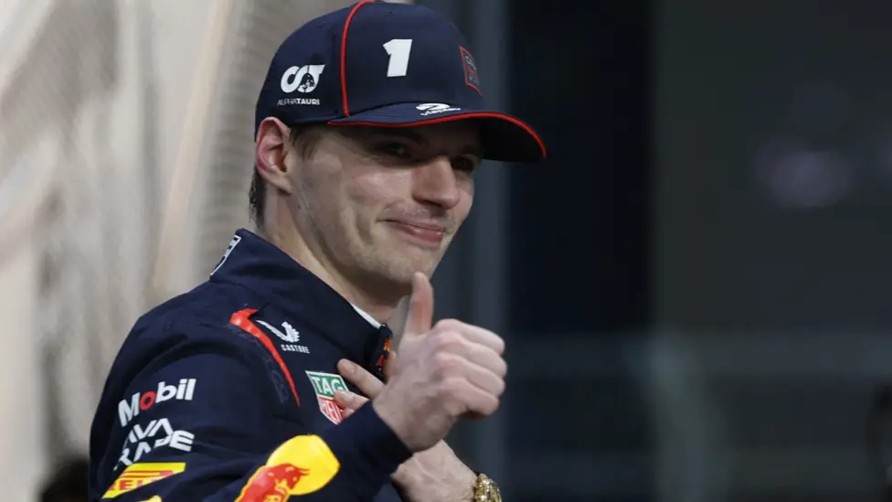 Verstappen claims Saudi GP pole after Norris crash